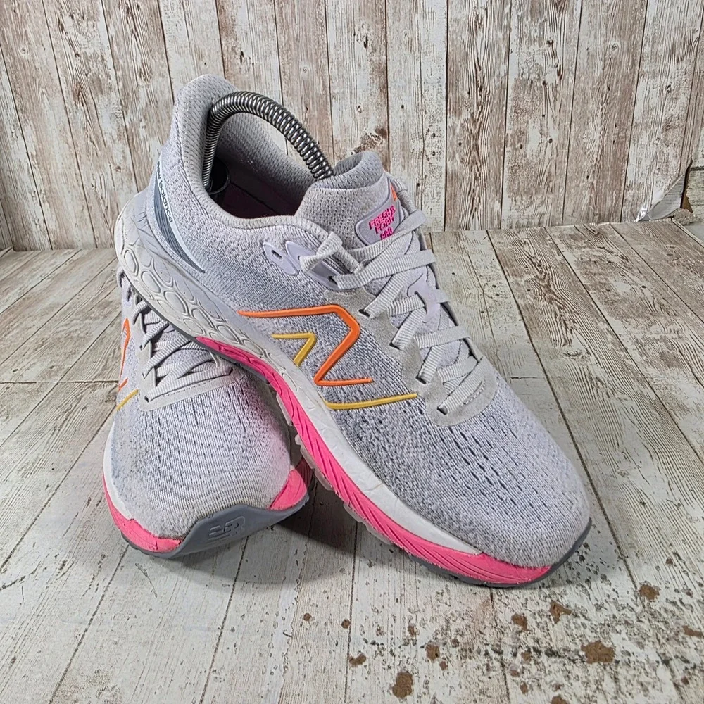 New Balance Fresh Foam 880‎ v11 Womens Running Shoes Grey Pink Orange W880G11